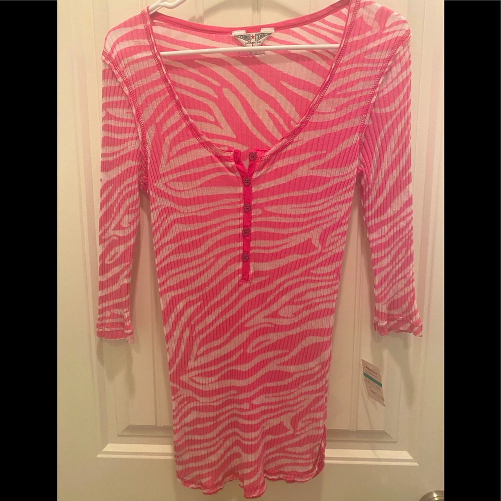 Hard Tail Forever V-neck blouse